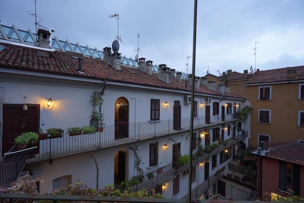 Central Guesthouse Cir 015146-Cni-01484 Milán Exterior foto